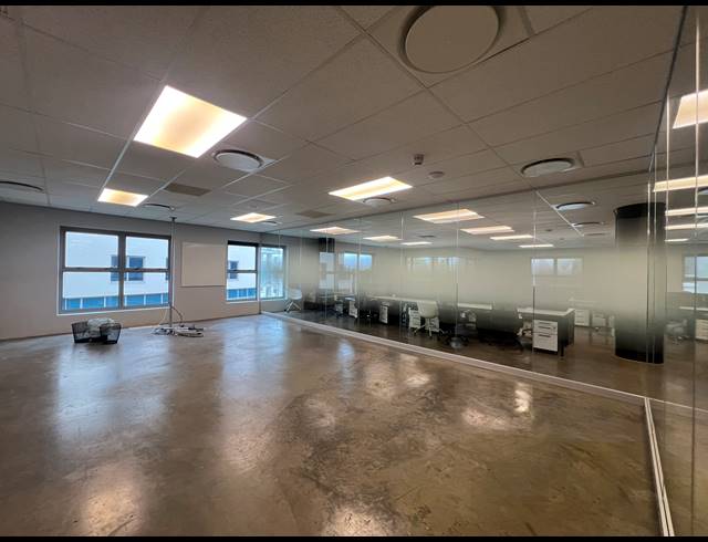 315M² OFFICE TO LET IN ROSEBANK